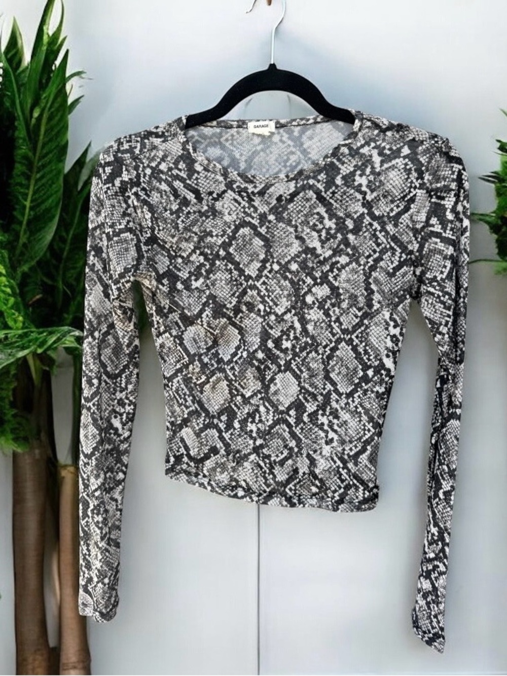 Garage sheer black and white snake print long sleeve top small